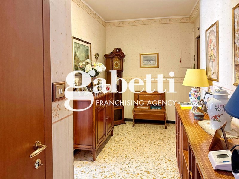 Trilocale in Vendita a Roma, 279'000&euro;, 100 m²
