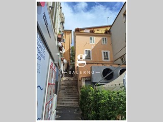Monolocale in Vendita a Salerno, 45'000&euro;, 18 m²