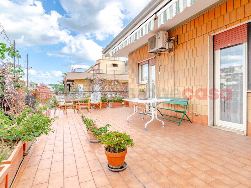 Attico in Vendita a Roma, 795'000€, 168 m²