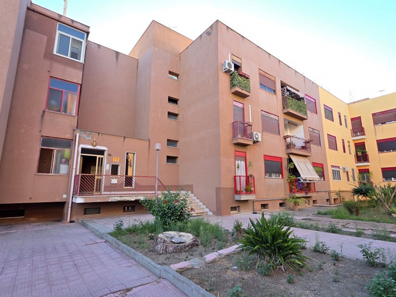 Trilocale in Vendita a Milazzo, 67'000€, 87 m²