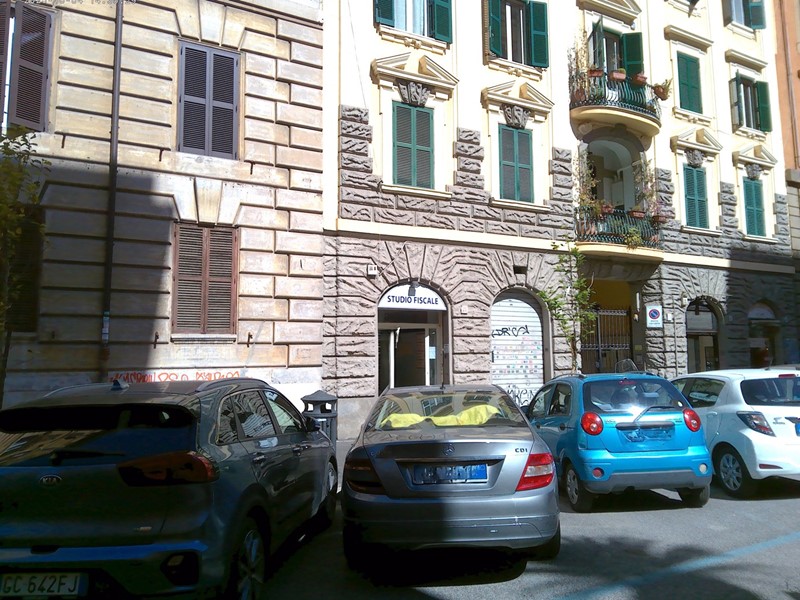 Negozio in Vendita a Roma, 220'000&euro;, 30 m²