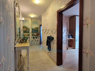 Bilocale in Vendita a Rosignano Marittimo, zona Rosignano Solvay, 95'000€, 55 m²