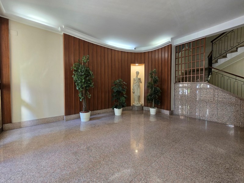 Quadrilocale in Vendita a Roma, 328'000&euro;, 107 m²