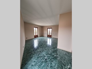 Quadrilocale in Vendita a Cremona, 280'000€, 152 m², con Box