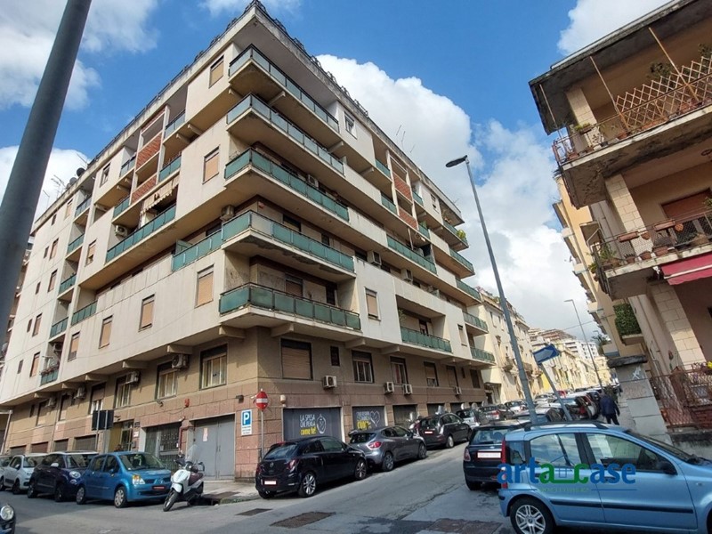 Quadrilocale in Vendita a Messina, 159'000€, 141 m²