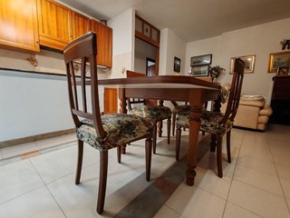 Appartamento in Vendita a Massa, 349'000&euro;, 140 m²