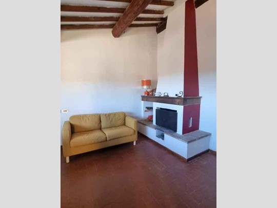 Trilocale in Affitto a San Gimignano, zona Santa Lucia, 500€, 60 m², arredato