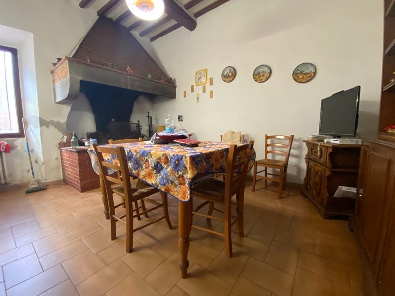 Appartamento in Vendita a Lastra a Signa, 345'000€, 240 m²