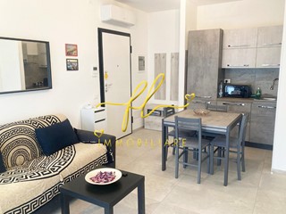 Bilocale in Vendita a Rosignano Marittimo, zona Rosignano Solvay, 169'000€, 57 m², arredato, con Box