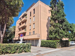 Appartamento in Vendita a Pisa, 279'000€, 120 m², con Box