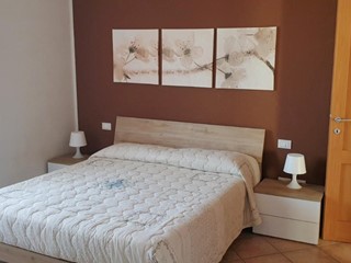 Villetta a schiera in Affitto a Pontedera, zona Pardossi, 1'400€, 140 m², arredato