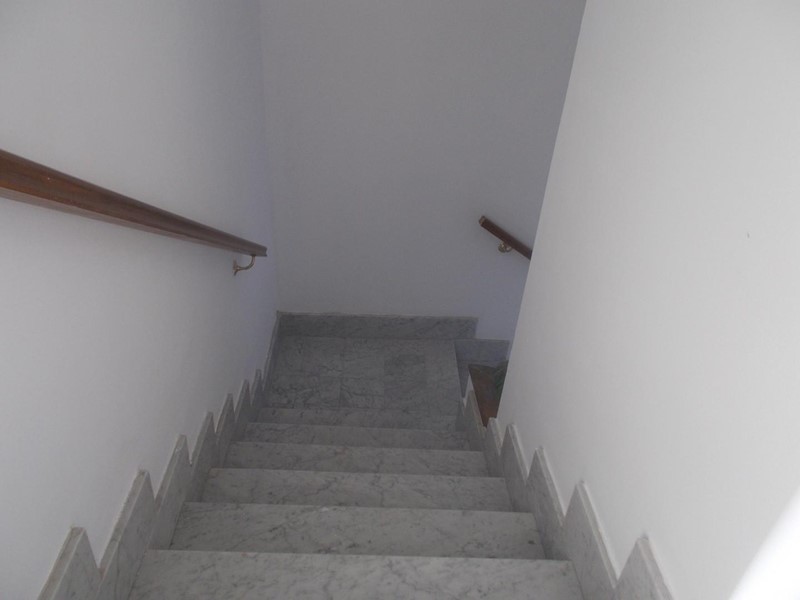 Ufficio in Affitto a Pontedera, 650€, 93 m²