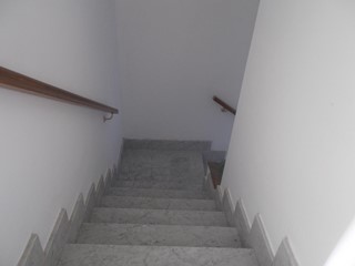 Ufficio in Affitto a Pontedera, 650€, 93 m²