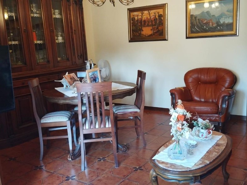Appartamento in Vendita a Pisa, 290'000€, 130 m², con Box