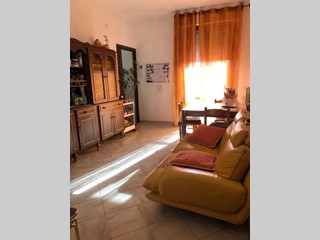 Quadrilocale in Vendita a Pontedera, 145'000€, 90 m², arredato, con Box