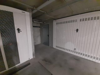 Magazzino in Vendita a Milano, 9'000€, 10 m²