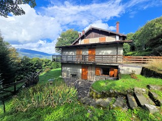 Casa Semi Indipendente in Vendita a Abetone Cutigliano, 149'000€, 126 m²