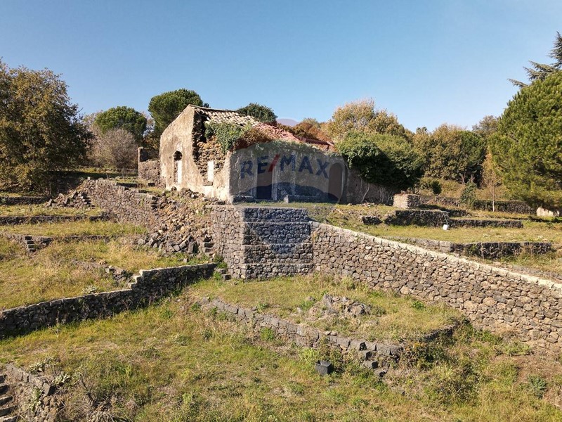 Terreno edificabile in Vendita a Viagrande, 407'000&euro;, 4900 m²