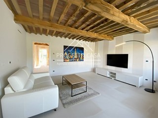 Casa Indipendente in Vendita a Viareggio, 235'000€, 118 m²