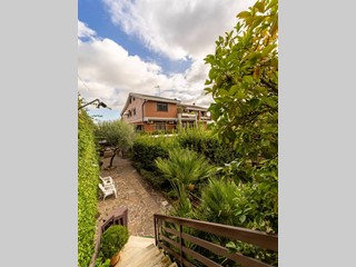 Villa in Vendita a Roma, 620'000€, 171 m²