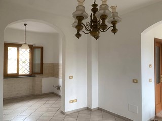 Casa Indipendente in Vendita a San Giuliano Terme, 170'000€, 75 m²