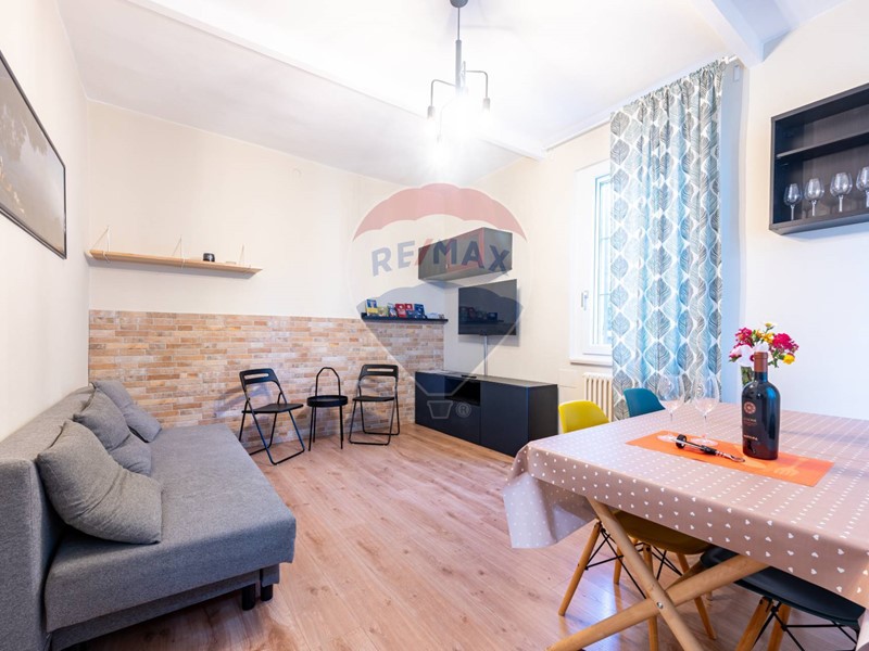 Trilocale in Vendita a Parma, 177'000€, 82 m²