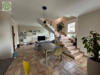 Trilocale in Vendita a Pavullo nel Frignano, 185'000€, 100 m²