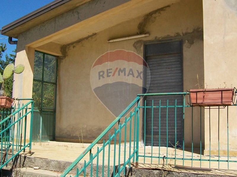 Villa in Vendita a Piazza Armerina, 50'000€, 100 m²