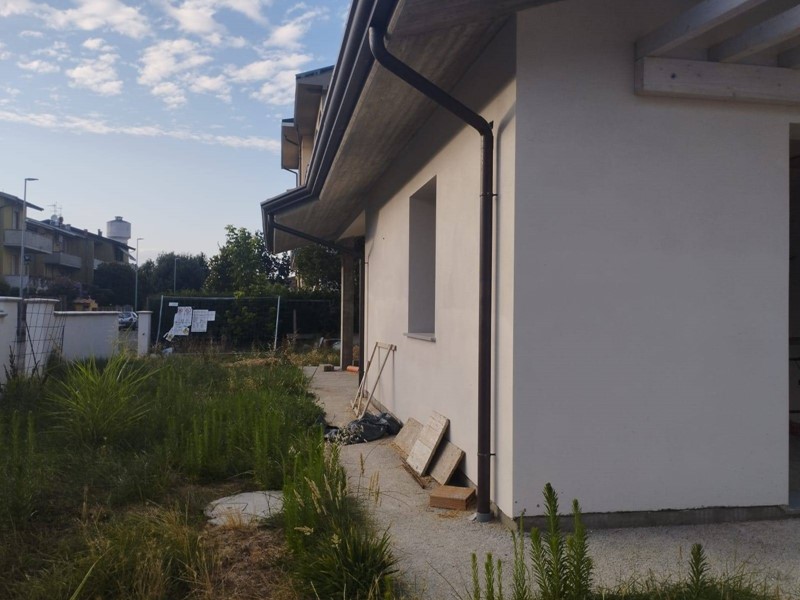 Villa in Vendita a Castelfranco di Sotto, 470'000€, 150 m²
