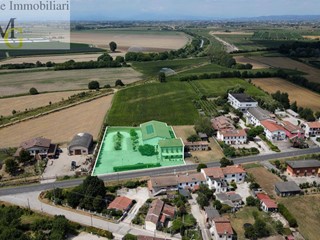 Attività commerciale in Vendita a Montagnana, 580'000€, 900 m²