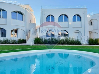 Quadrilocale in Vendita a Numana, 575'000€, 77 m²