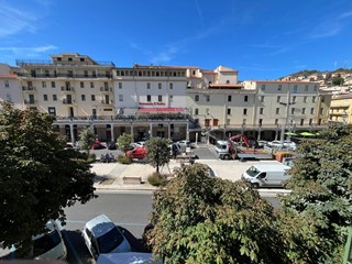 Appartamento in Vendita a Ozieri, 45'000€, 90 m²