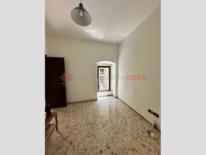 Monolocale in Affitto a Bari, 400€, 15 m², arredato