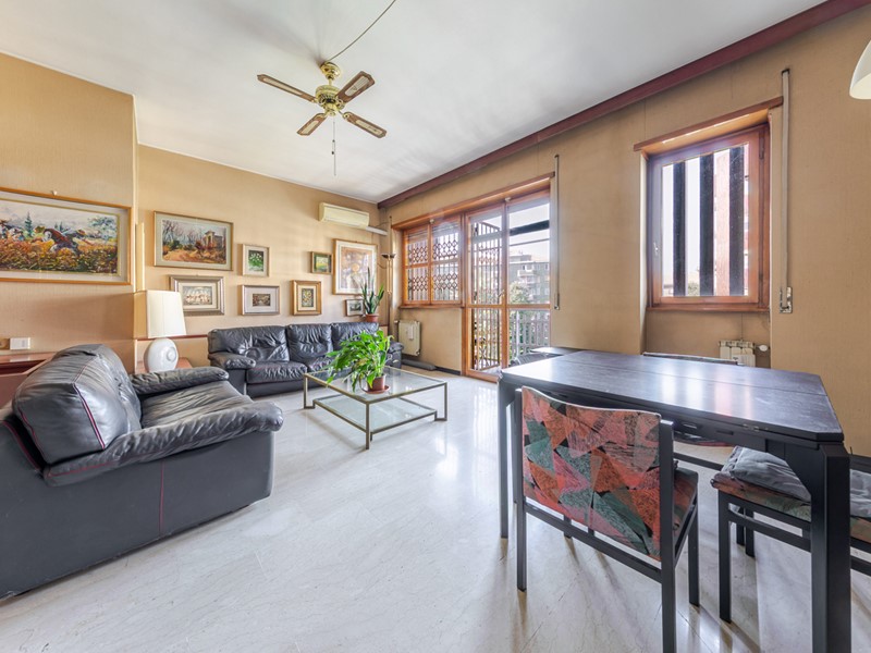 Quadrilocale in Vendita a Milano, 580'000€, 155 m², arredato