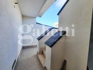 Villa bifamiliare in Vendita a Giugliano in Campania, 390'000€, 225 m²