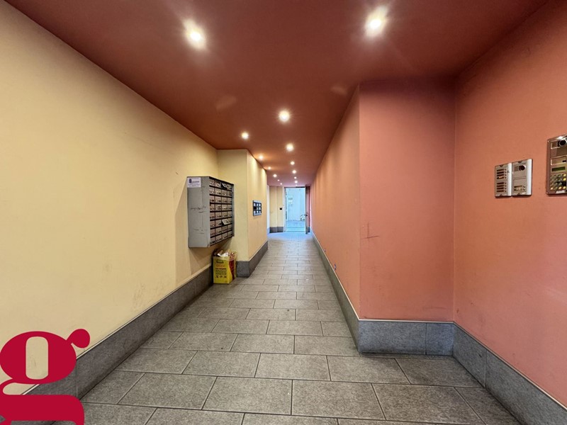 Bilocale in Vendita a Torino, 158'000€, 56 m², arredato