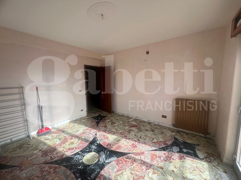 Appartamento in Vendita a Amantea, 128'000€, 133 m²