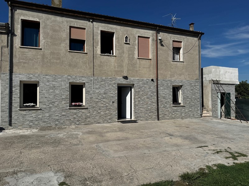 Casa Indipendente in Vendita a Casale di Scodosia, 115'000€, 168 m²