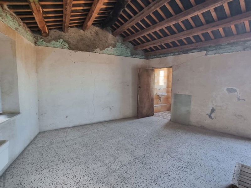 Casa Indipendente in Vendita a Santa Lucia del Mela, 39'000€, 127 m²