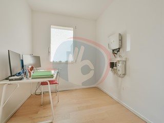 Villa in Vendita a Loria, 358'000€, 140 m²