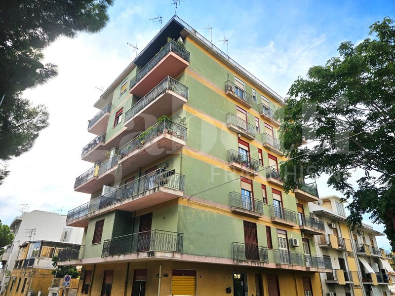 Appartamento in Vendita a Messina, 158'000€, 140 m²