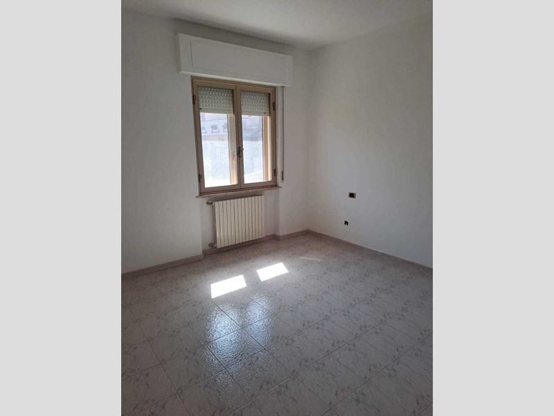 Appartamento in Vendita a Pescara, 140'000€, 100 m²