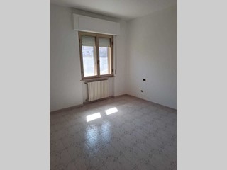 Appartamento in Vendita a Pescara, 140'000€, 100 m²