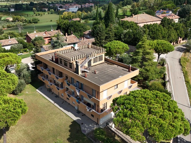 Appartamento in Vendita a Rimini, zona VERGIANO, 230'000€, 177 m²