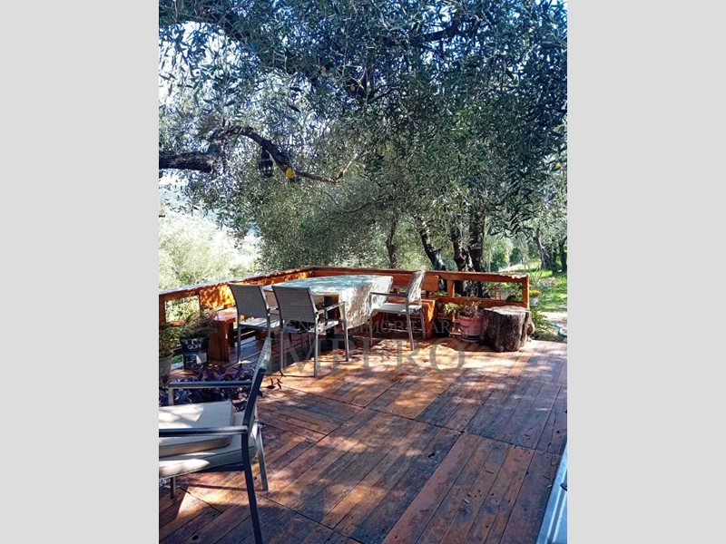 Terreno agricolo in Vendita a Ventimiglia, zona Due Camini, 90'000€, 1811 m²