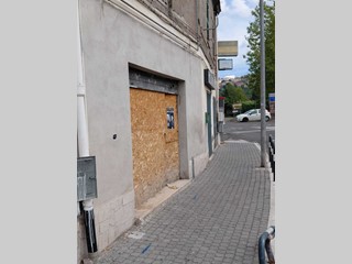 Immobile commerciale in Vendita a Tivoli, zona Villa Adriana, 45'000€, 27 m²