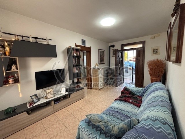 Villa in Vendita a Stienta, 89'000€, 106 m²