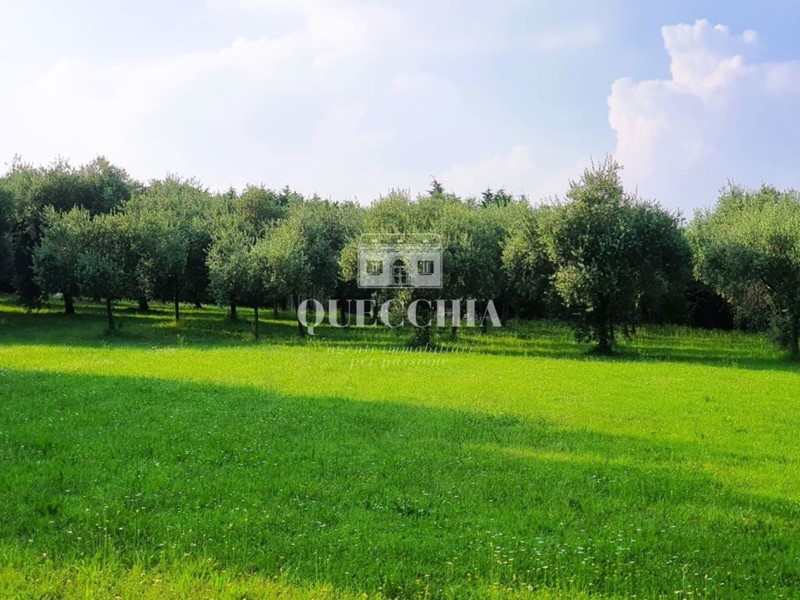 Casa Indipendente in Vendita a Soiano Del Lago, 1'050'000€, 270 m², con Box