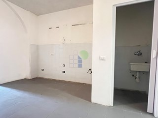 Immobile commerciale in Vendita a Livorno, zona Centro, 65'000&euro;, 60 m²