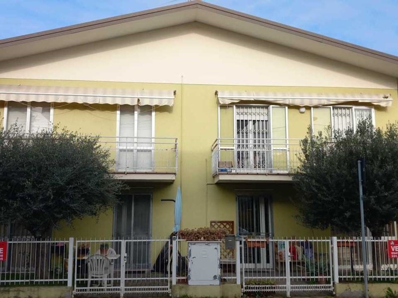 Casa Indipendente in Vendita a Rimini, zona BELLARIVA, 650'000€, 300 m²
